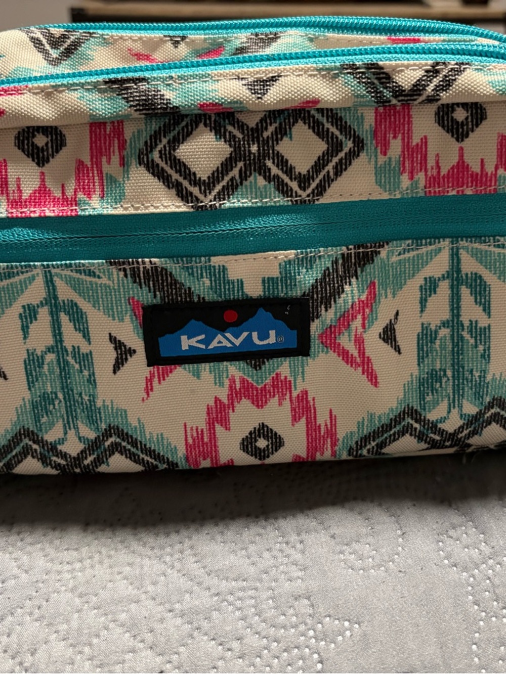 KAVU Grizzly Kit, Padded Accessory Bag Travel Case - Picture 7 of 11
